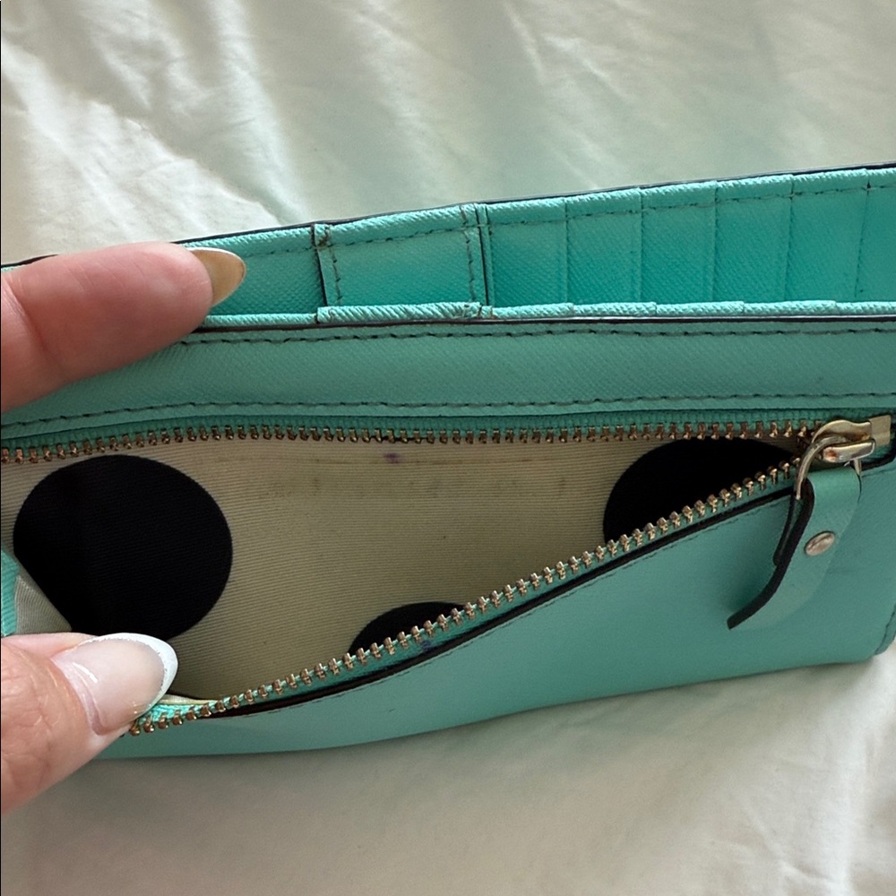 Kate Spade Aqua Wallet - Picture 10 of 10